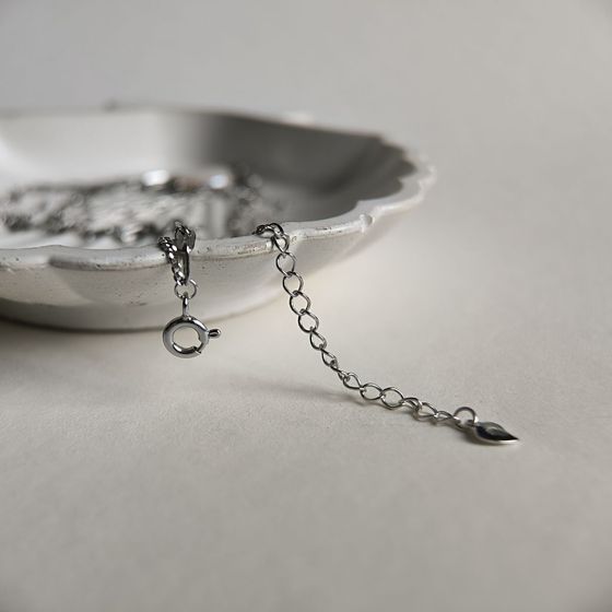 Серебряное колье с жемчугом барочным