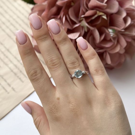 Серебряное кольцо с топазом 2.248ct