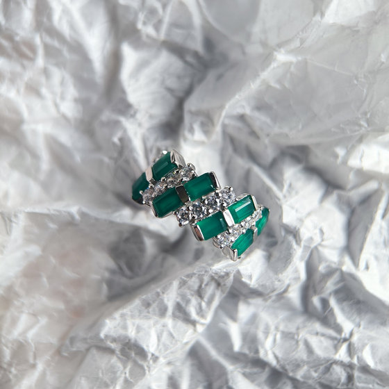 Серебряное кольцо с агатом 4.767ct