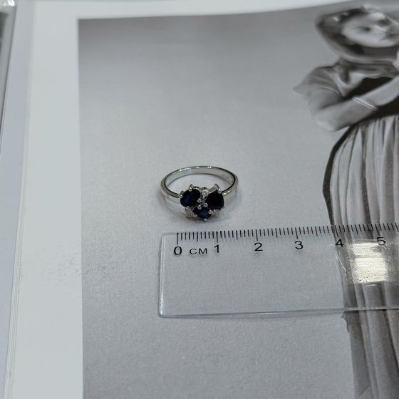 Серебряное кольцо с сапфиром 1.548ct