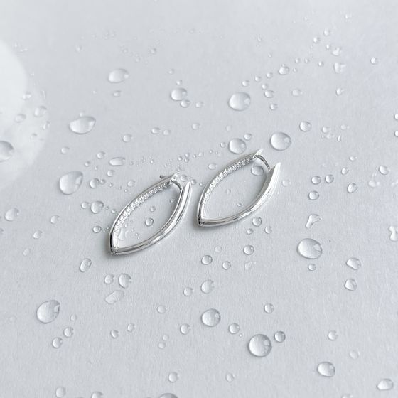 Серебряные серьги с фианитами