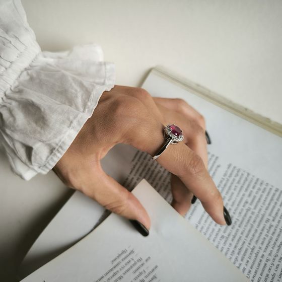 Серебряное кольцо с рубином 3.045ct