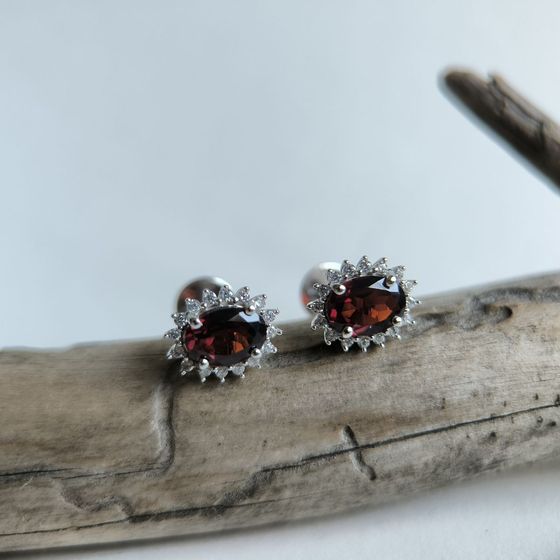 Серебряные серьги с гранатом 2.15ct