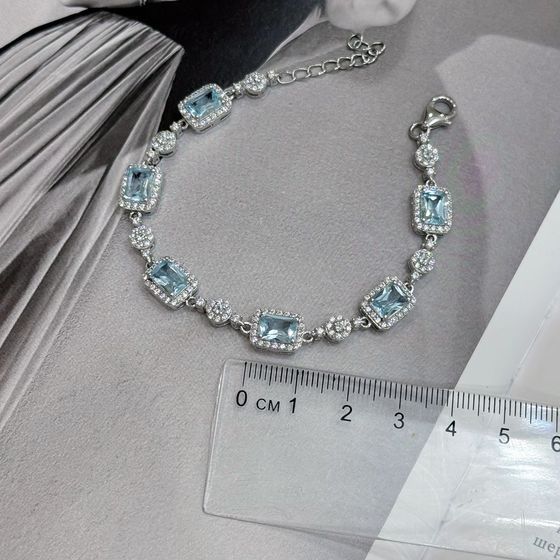 Серебряный браслет с топазом 10.643ct