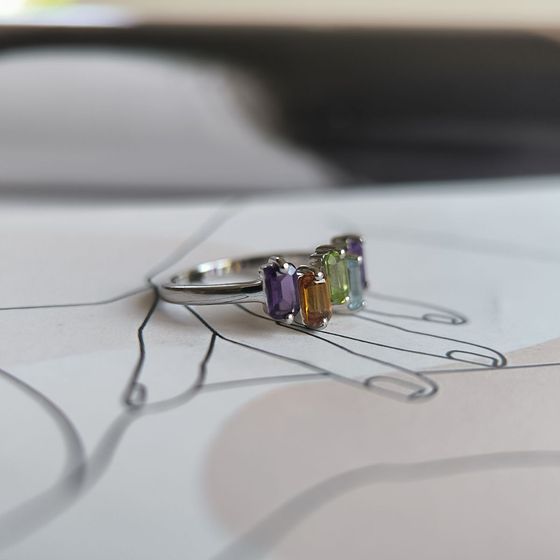 Серебряное кольцо с аметистом 1.55ct, цитрином, хризолітом, топазом