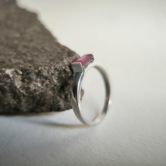 Серебряное кольцо с рубином 0.813ct
