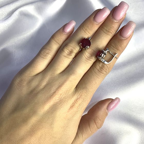 Серебряные серьги с рубином 3.113ct