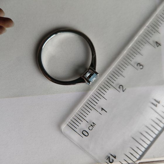 Серебряное кольцо с топазом 0.605ct