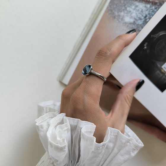 Серебряное кольцо с фианитами