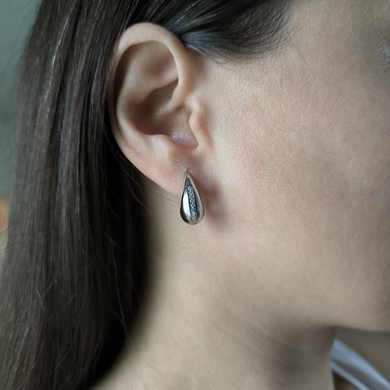 Серебряные серьги с фианитами Серебряные серьги с фианитами