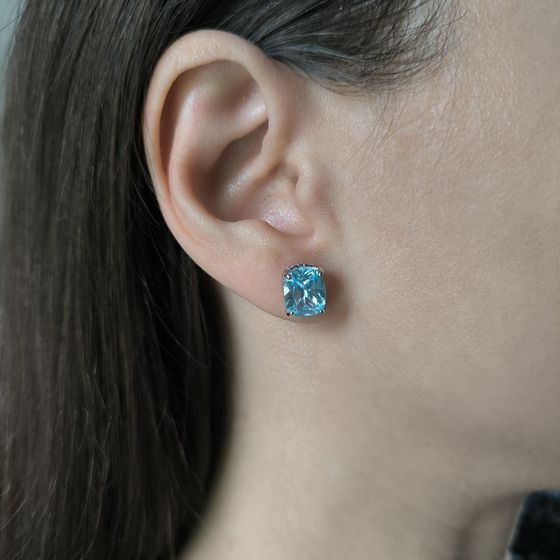 Серебряные серьги с топазом