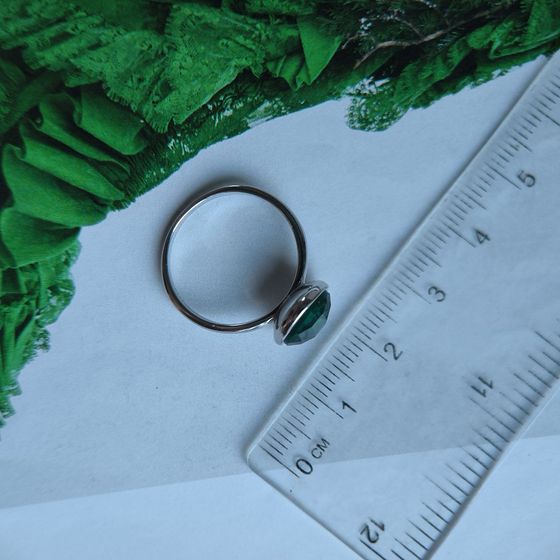 Серебряное кольцо с фианитами