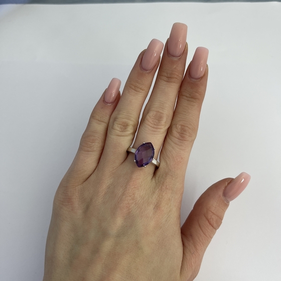 Серебряное кольцо с александритом 6.938ct