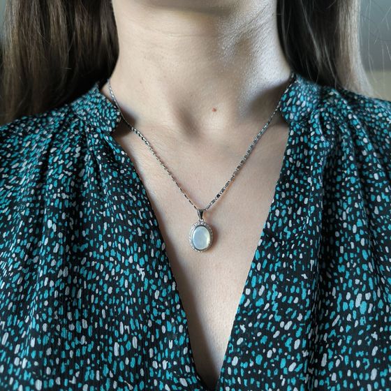 Серебряная подвеска с фианитами, перламутром