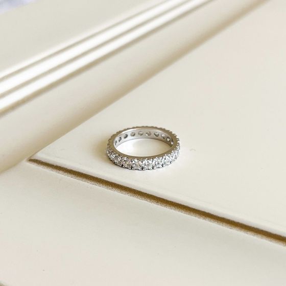 Золотое кольцо с фианитами 5.5ct