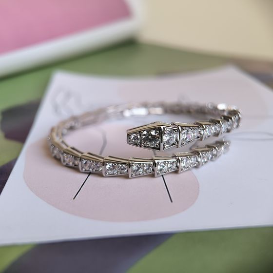 Серебряный браслет с фианитами