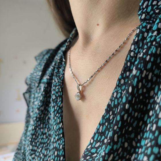 Серебряная подвеска с фианитами