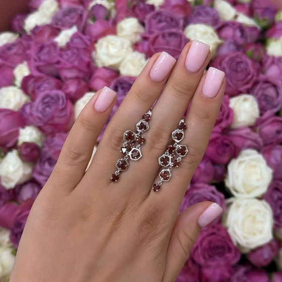 Серебряные серьги с гранатом 4.642ct