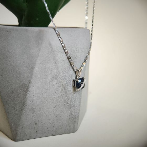 Серебряная подвеска с сапфиром 2.599ct, фианитами