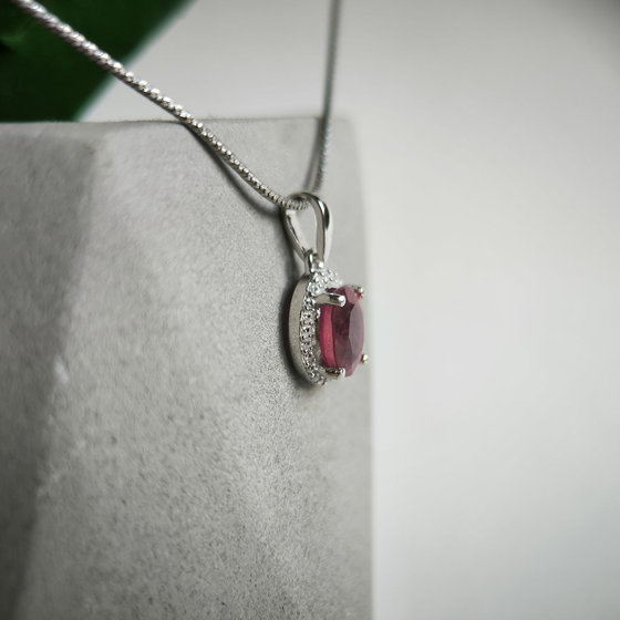 Серебряная подвеска с рубином 2.098ct, фианитами