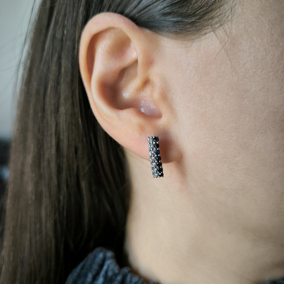 Серебряные серьги с сапфиром 1.434ct, фианитами