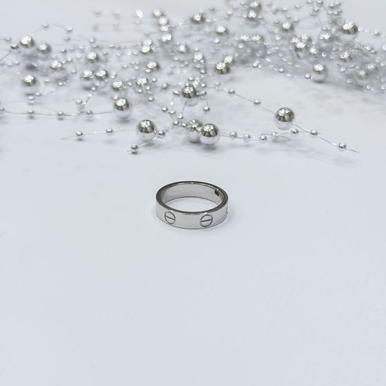 Серебряное кольцо без камней