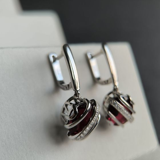 Серебряные серьги с гранатом 8.463ct