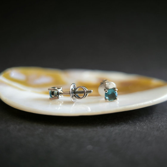 Серебряные серьги с топазом Лондон Блю 0.69ct