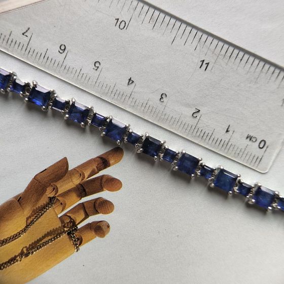 Серебряный браслет с сапфиром nano