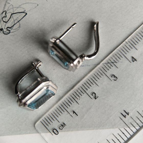 Серебряные серьги с топазом 7.725ct