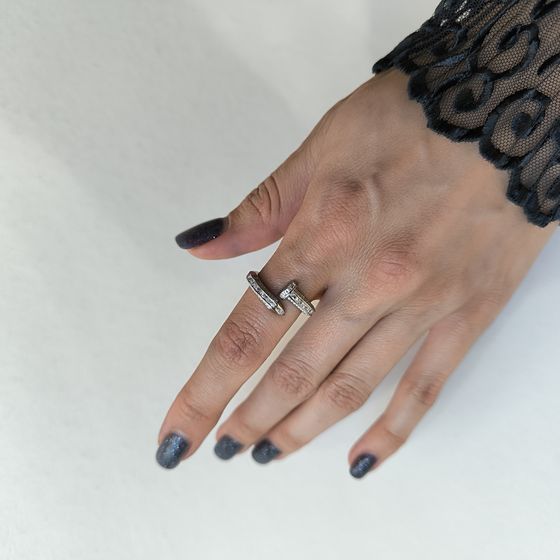 Серебряное кольцо с фианитами