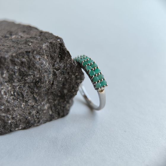 Серебряное кольцо с изумрудом 1.175ct