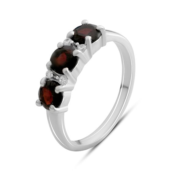 Серебряное кольцо с гранатом 1.895ct