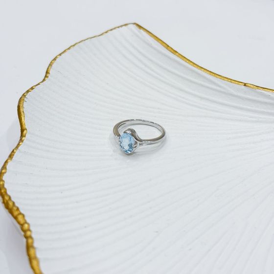 Серебряное кольцо с топазом 1.442ct