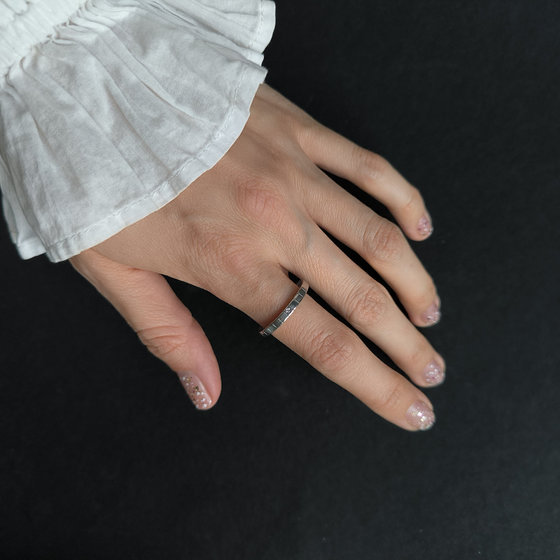 Серебряное кольцо с фианитами