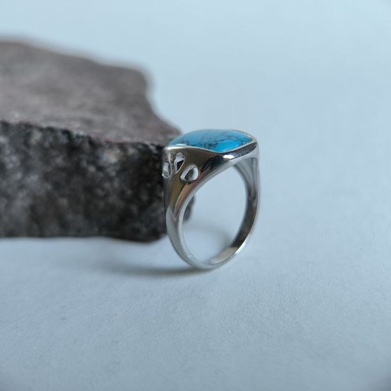 Серебряное кольцо с бирюзой