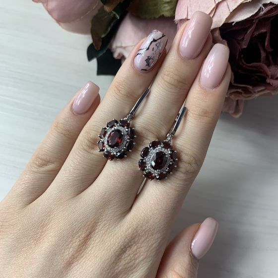 Серебряные серьги с гранатом 8.357ct