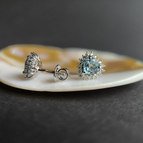 Серебряные серьги с топазом 1.777ct