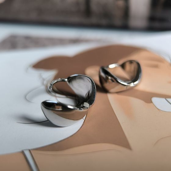 Серебряные серьги без камней Серебряные серьги без камней