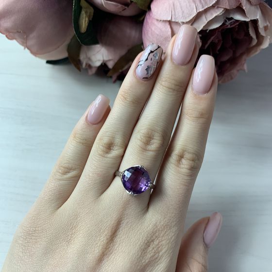 Серебряное кольцо с александритом 8.208ct