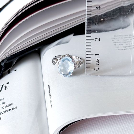 Серебряное кольцо с топазом 6.743ct