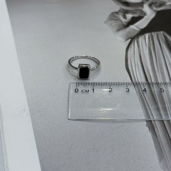 Серебряное кольцо с сапфиром 1.717ct