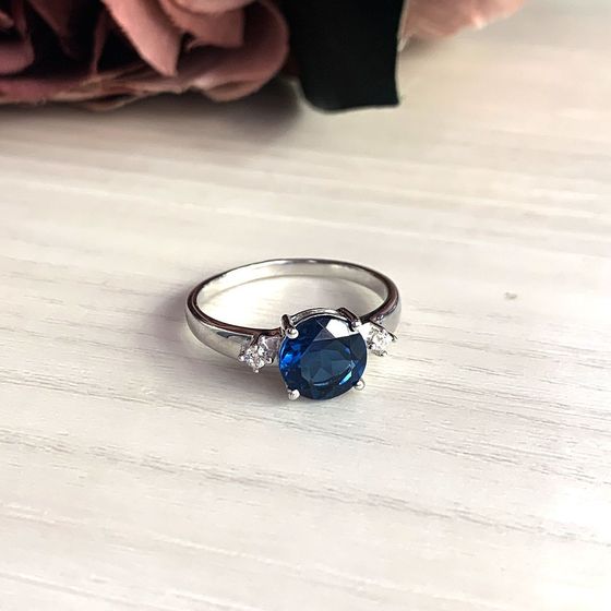 Серебряное кольцо с топазом Лондон Блю 1.685ct