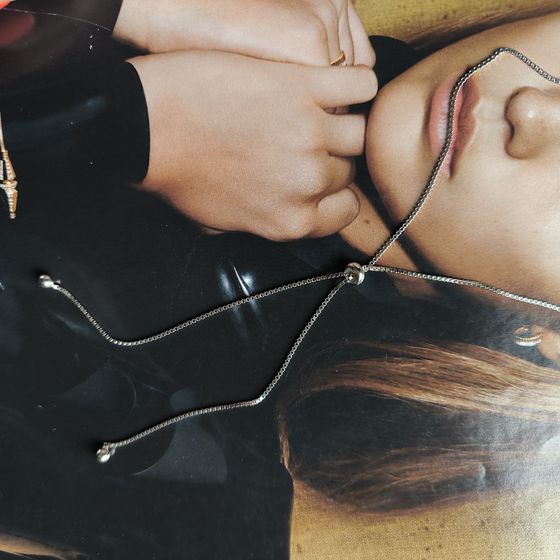 Серебряное колье без камней