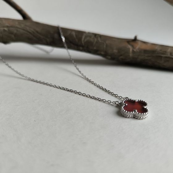 Серебряное колье с агатом