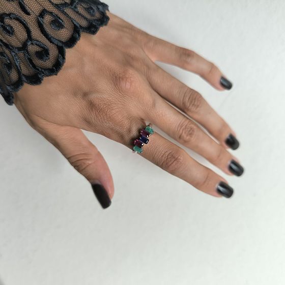 Серебряное кольцо с сапфиром 1.792ct, рубином, изумрудом