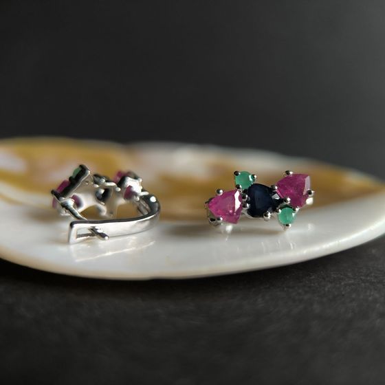 Серебряные серьги с сапфиром 2.042ct, рубином, изумрудом