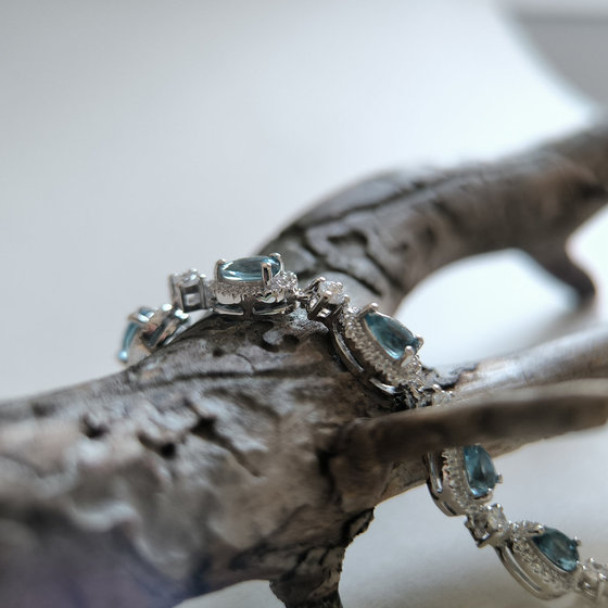 Серебряный браслет с топазом Лондон Блю 6.674ct