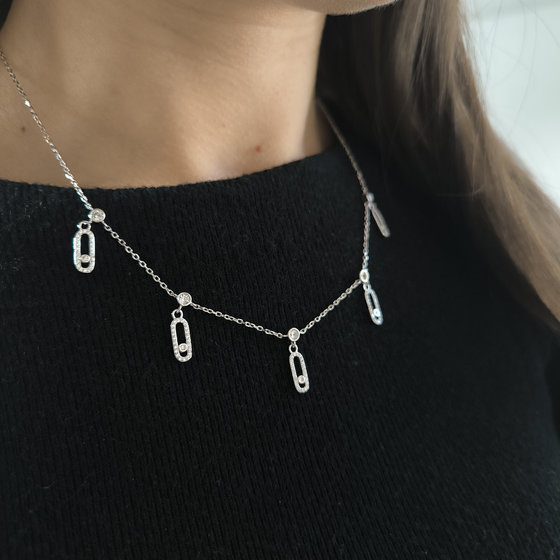 Серебряное колье с фианитами