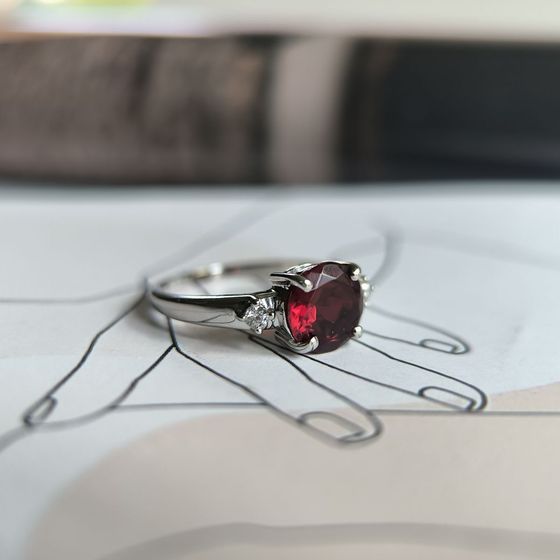 Серебряное кольцо с гранатом nano 1.505ct